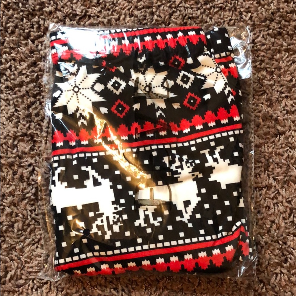NWT holiday leggings size OS